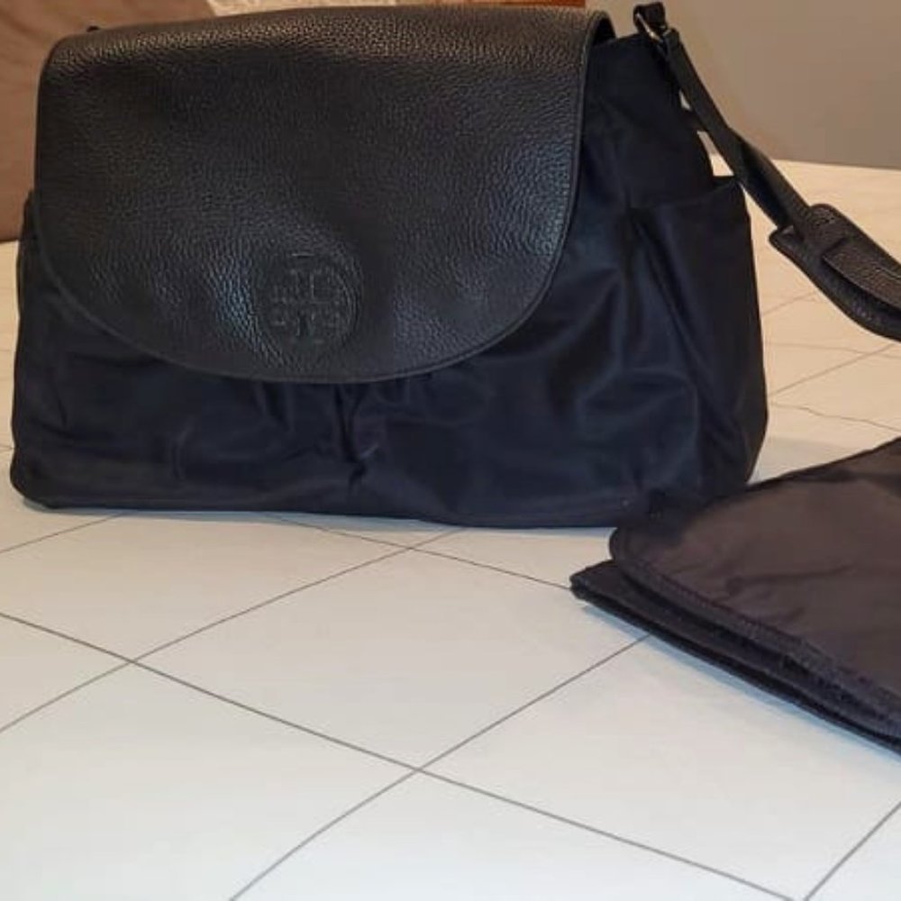 TORY BURCH NYLON MESSENGER DIAPER BAG